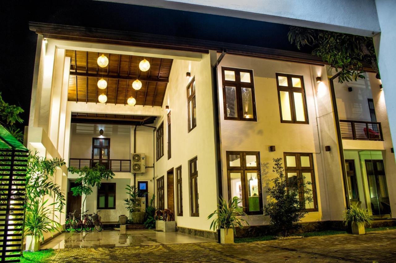 Hotel Bella Vista Anuradhapura Exterior foto